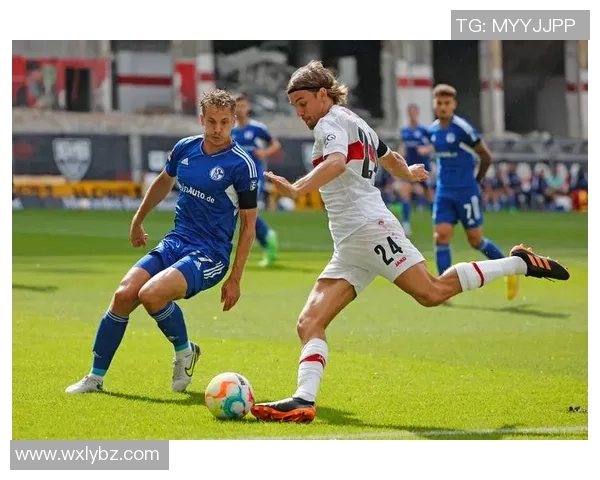 沙尔克04主场比赛遗憾战平弗赖堡，球队欲振作迎接下一场挑战